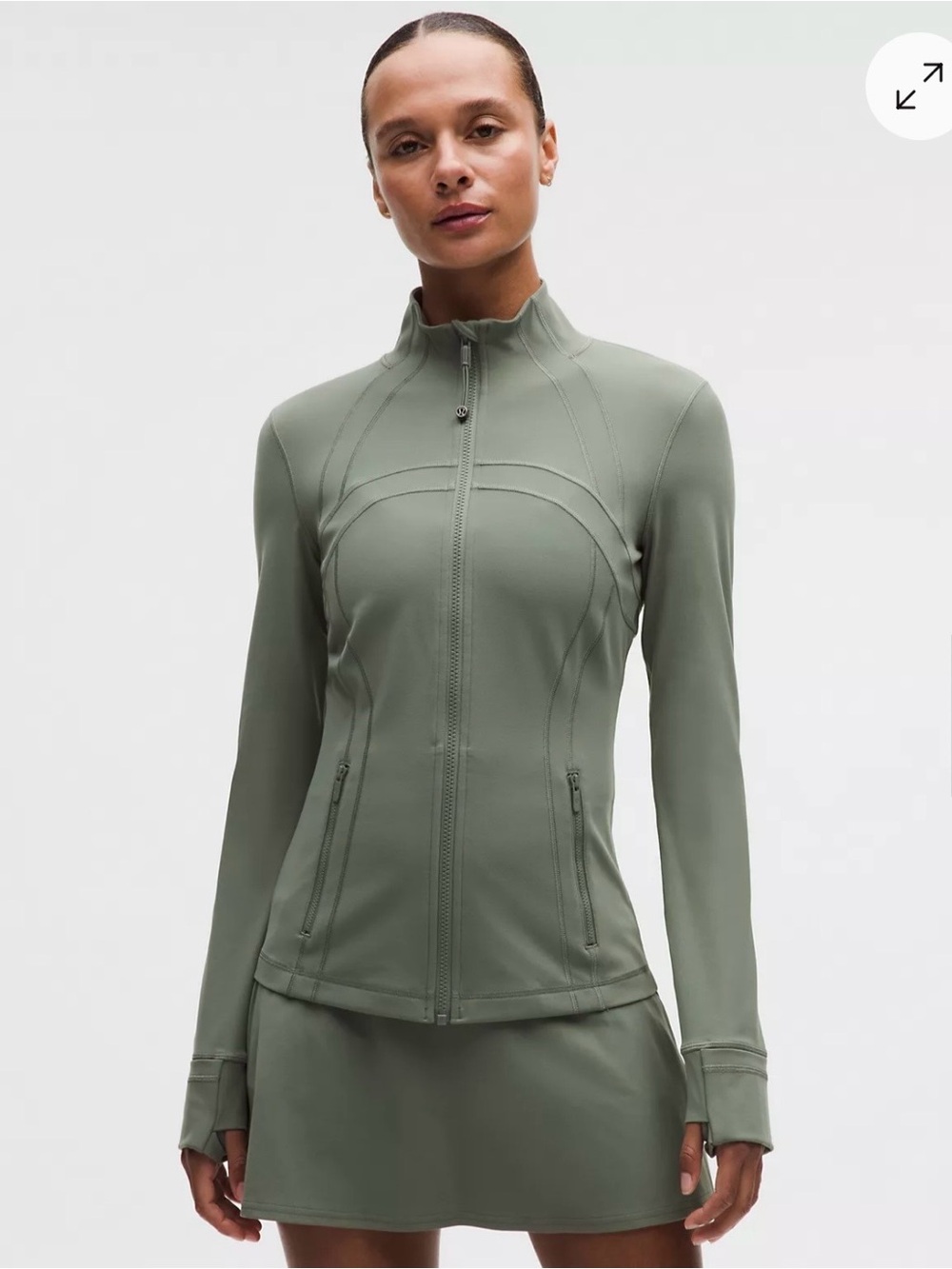 NWT Lululemon Define Jacket
*Nulu Willow Leaf size 6